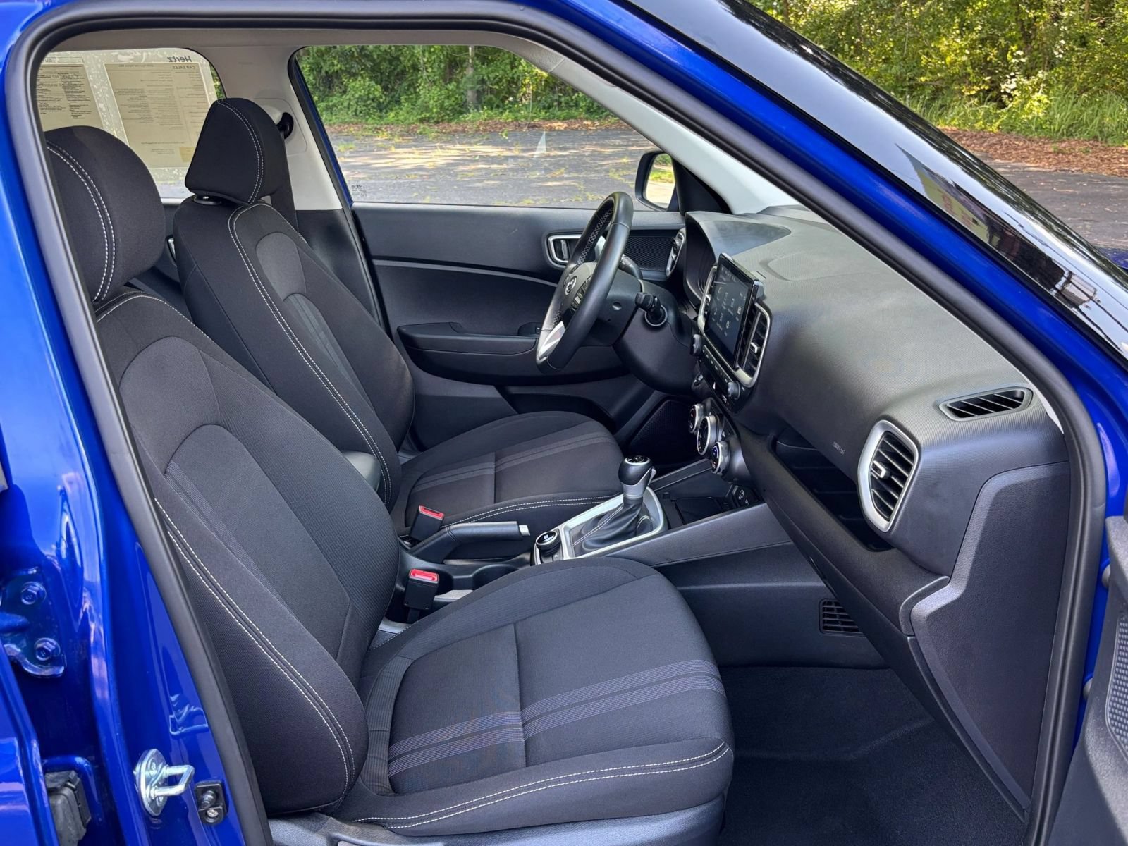 Used 2026 Hyundai Venue SEL FWD image 36