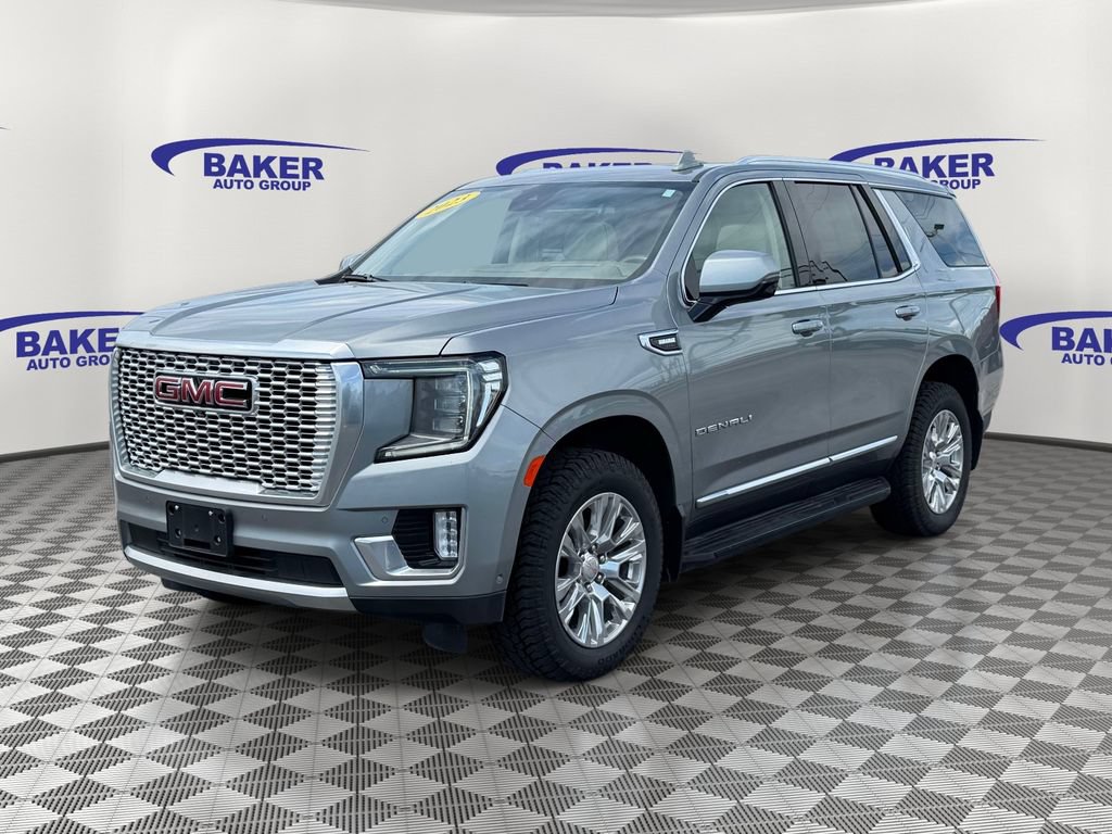 Used 2023 GMC Yukon Denali w/ Advanced Technology Package AWD/4WD image 4
