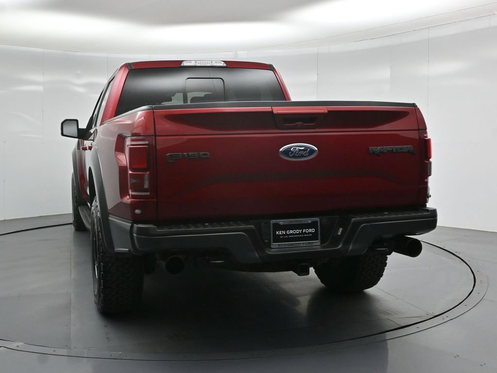 Certified 2017 Ford F150 Raptor w/ Equipment Group 802A Luxury image 32