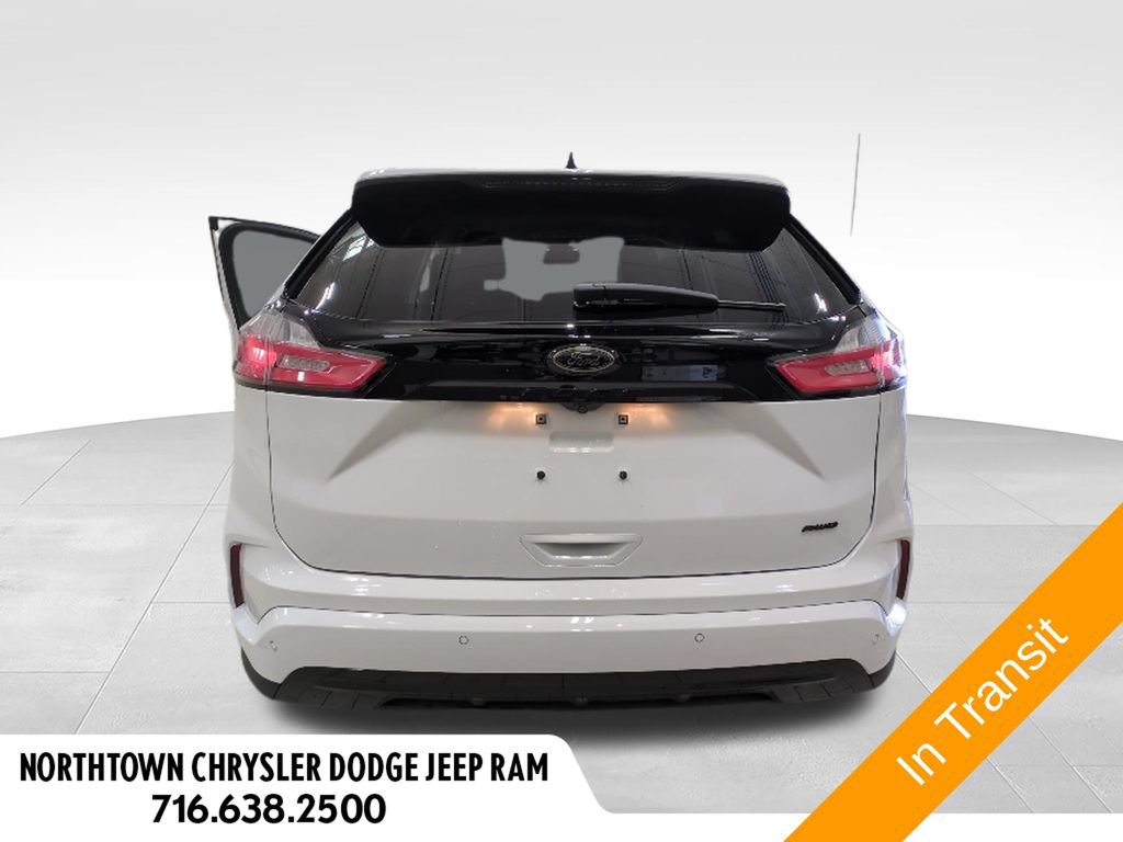 Used 2024 Ford Edge SE w/ Black Appearance Package AWD/4WD image 32