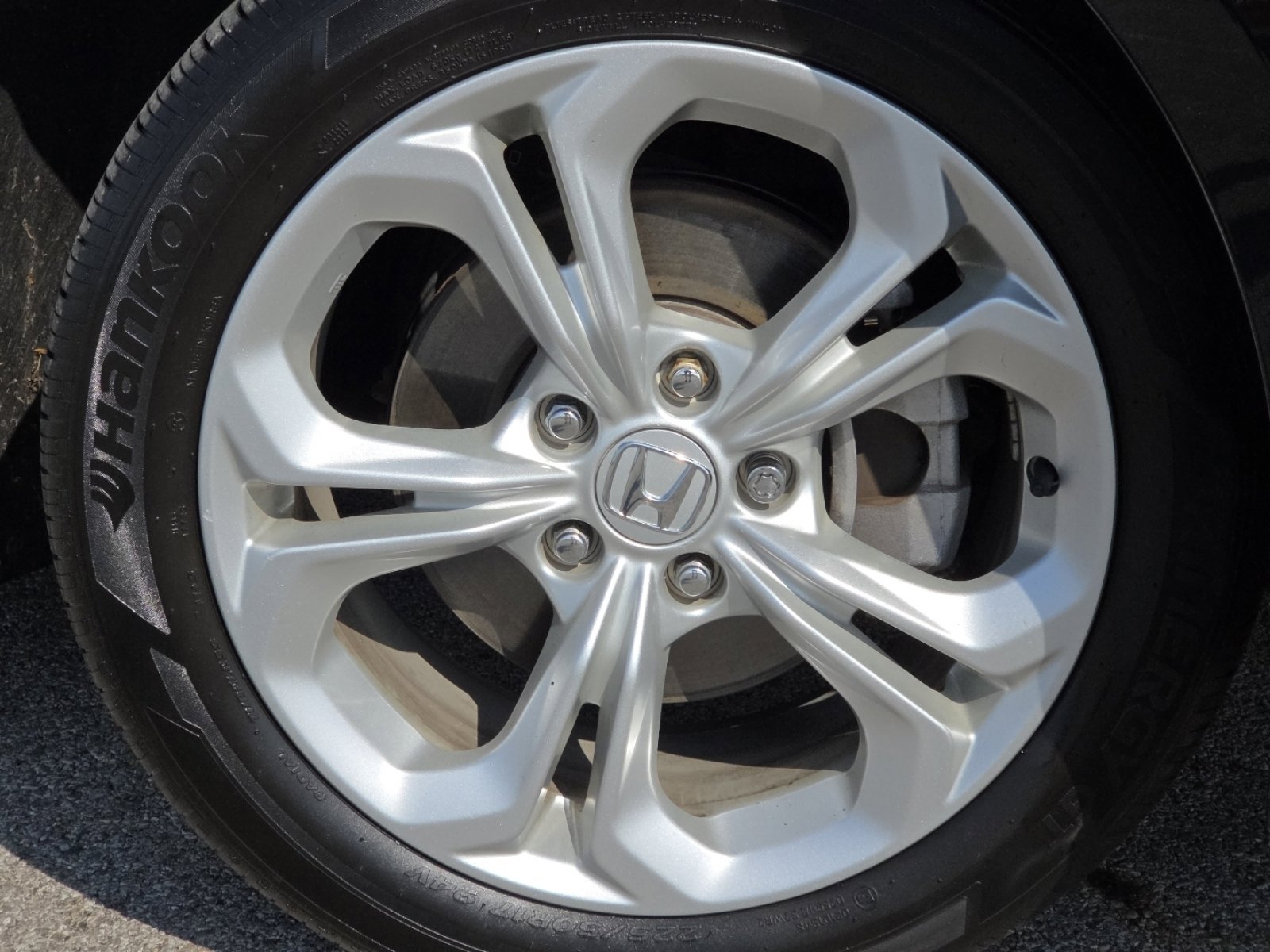 Used 2023 Honda Accord LX image 10