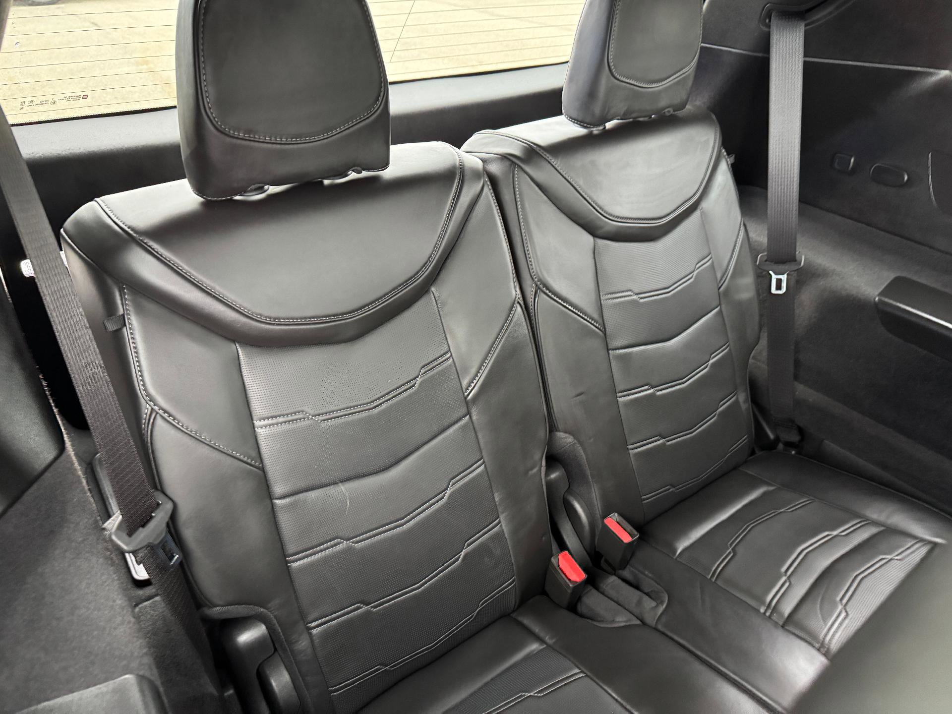 Used 2025 Cadillac XT6 Sport w/ Platinum Package image 35