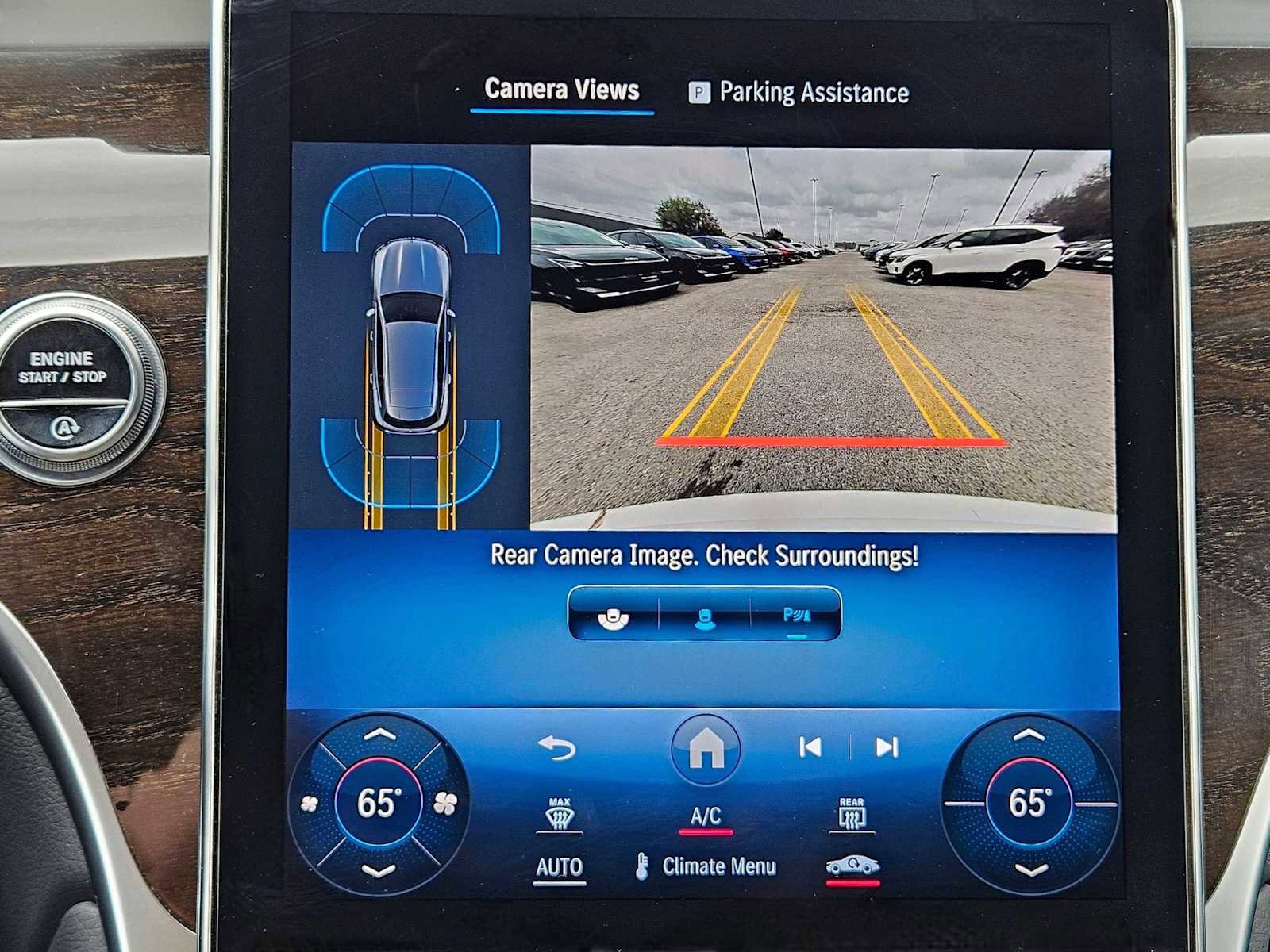 Used 2024 Mercedes-Benz GLC 300 4MATIC image 28