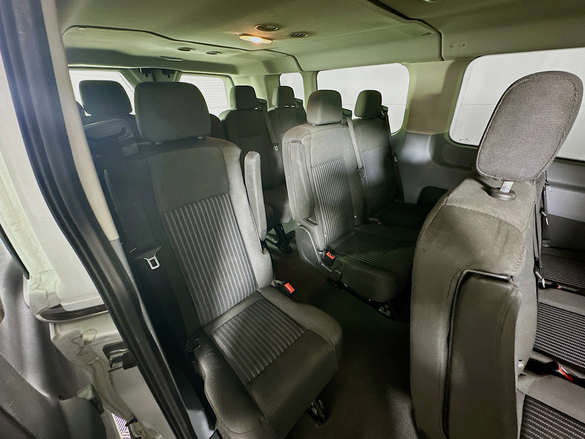 Used 2017 Ford Transit 350 XLT image 31