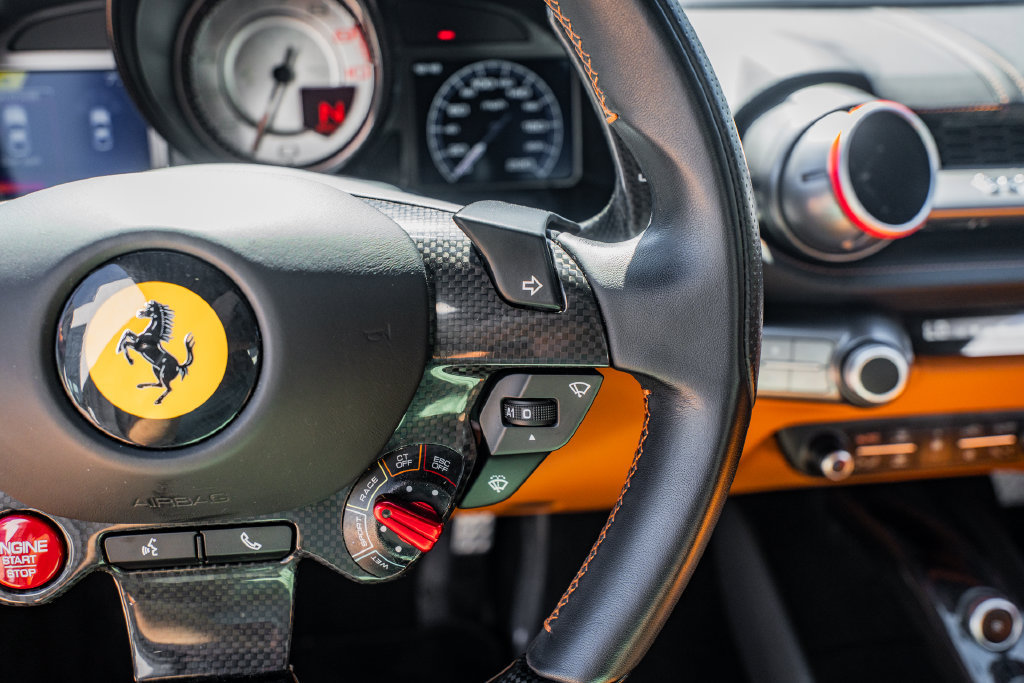 Used 2019 Ferrari 812 Superfast RWD image 22