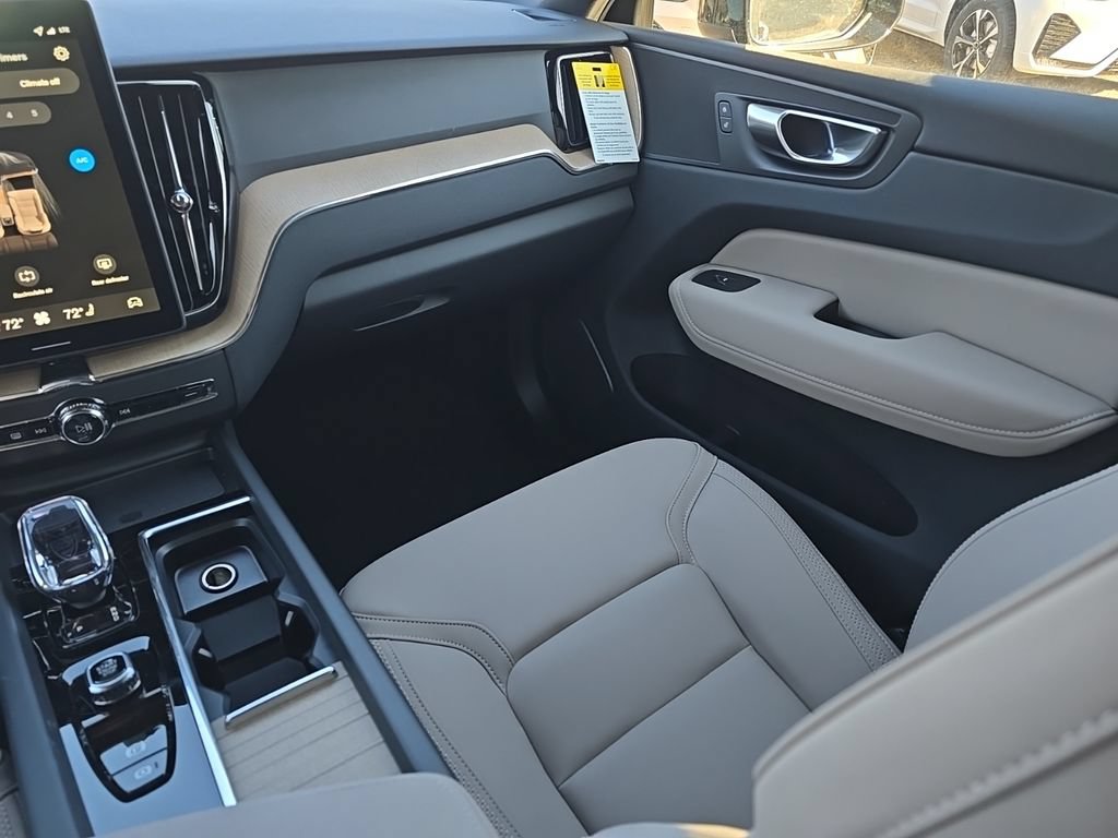 New 2026 Volvo XC60 T8 Plus w/ Climate Package AWD/4WD image 20