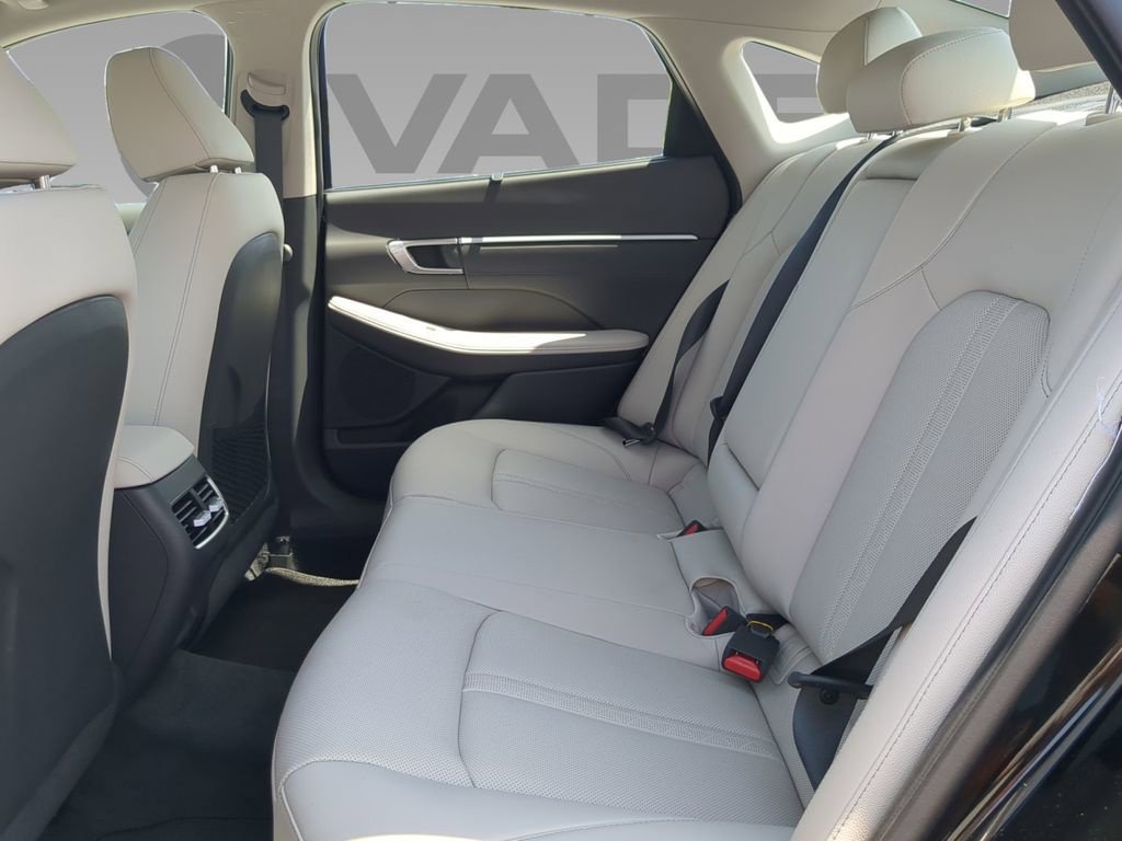 New 2025 Hyundai Sonata Limited FWD image 24