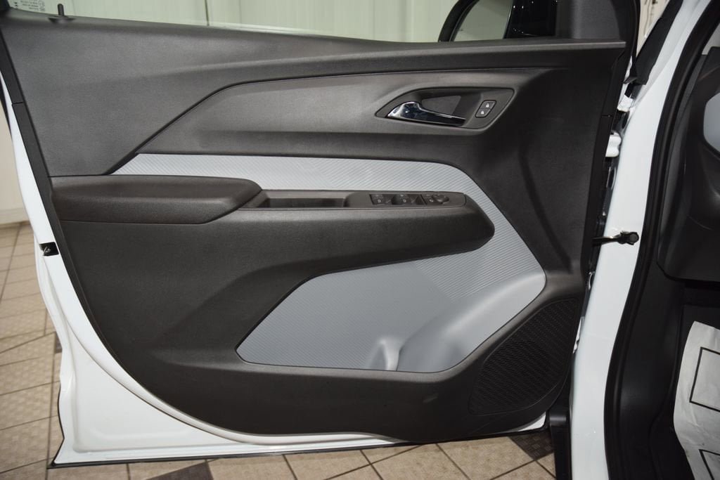 New 2027 Chevrolet Bolt LT FWD image 39