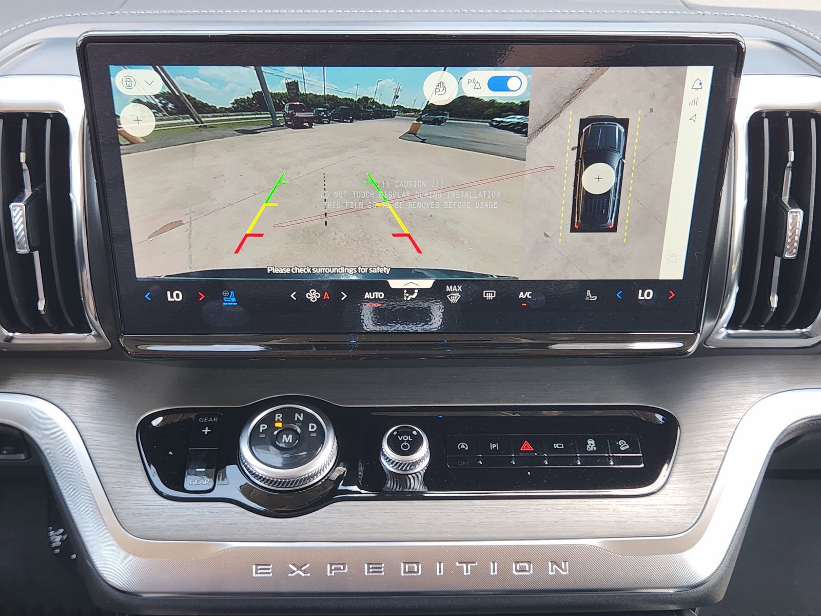 New 2026 Ford Expedition Max Platinum image 18