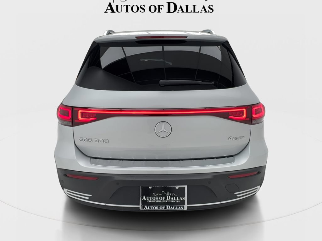 Used 2023 Mercedes-Benz EQB 300 4MATIC w/ Exclusive Package image 9