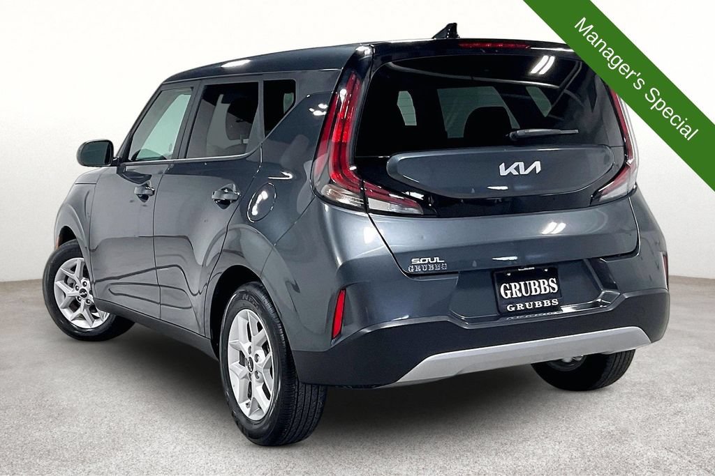 Used 2025 Kia Soul LX w/ LX Technology Package FWD image 15