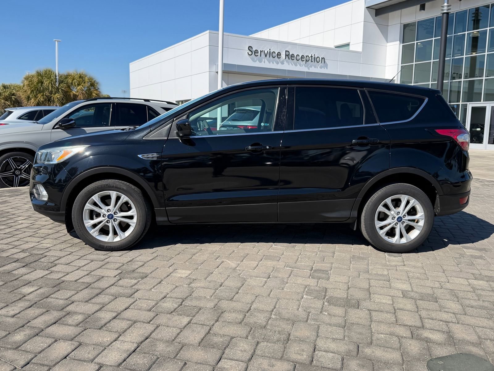 Used 2017 Ford Escape SE image 11