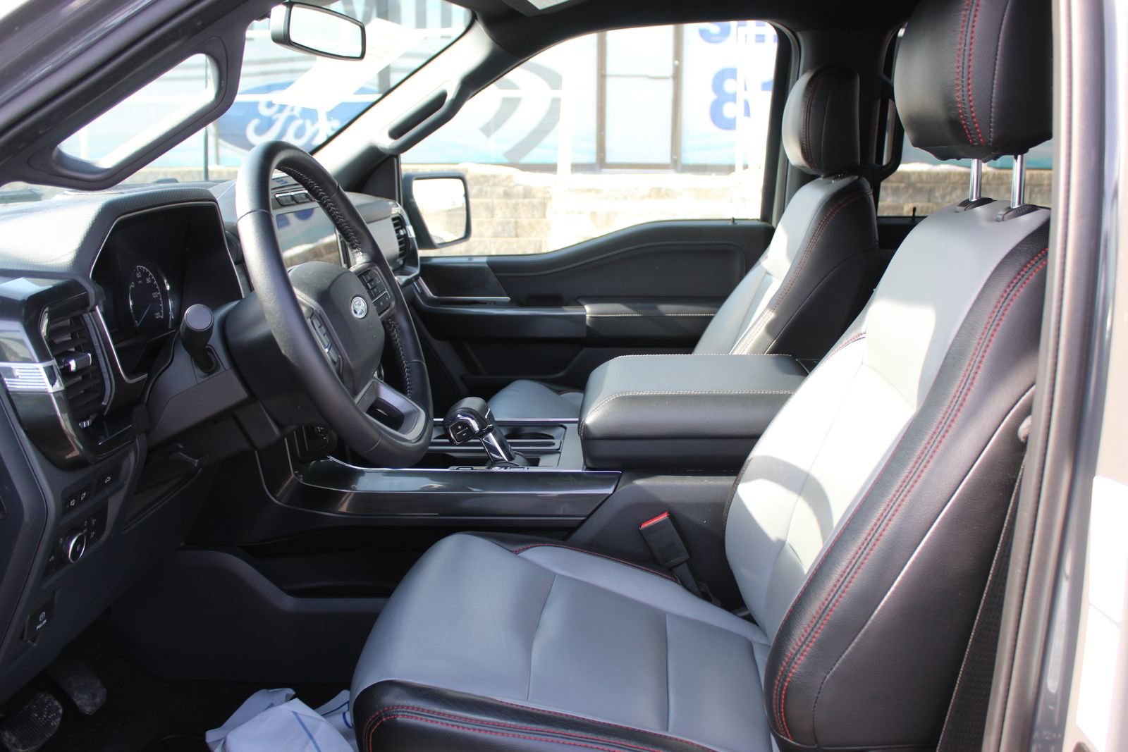 Used 2021 Ford F150 XLT w/ Equipment Group 302A High image 23