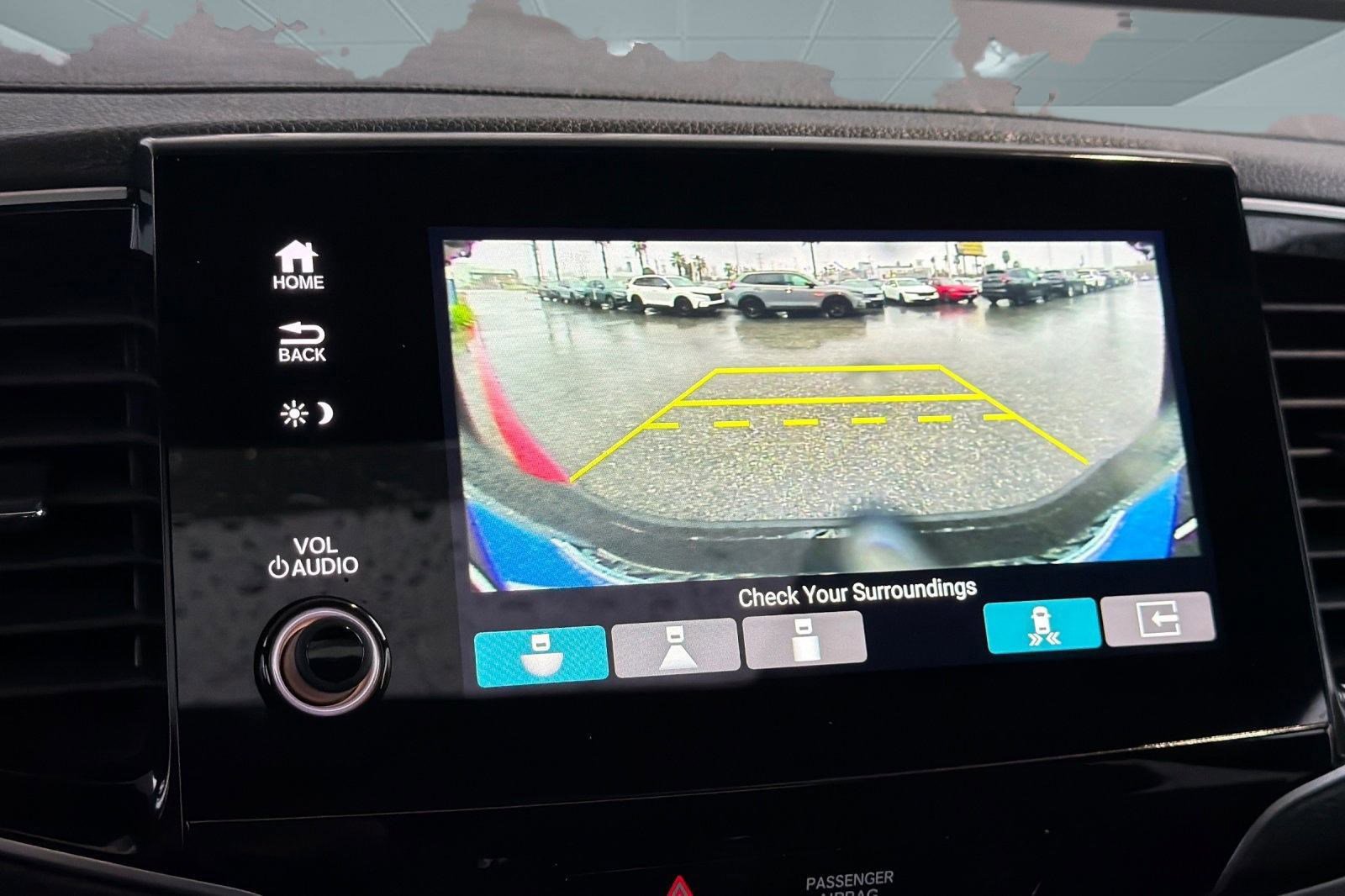 Certified 2025 Honda Passport EX-L image 23