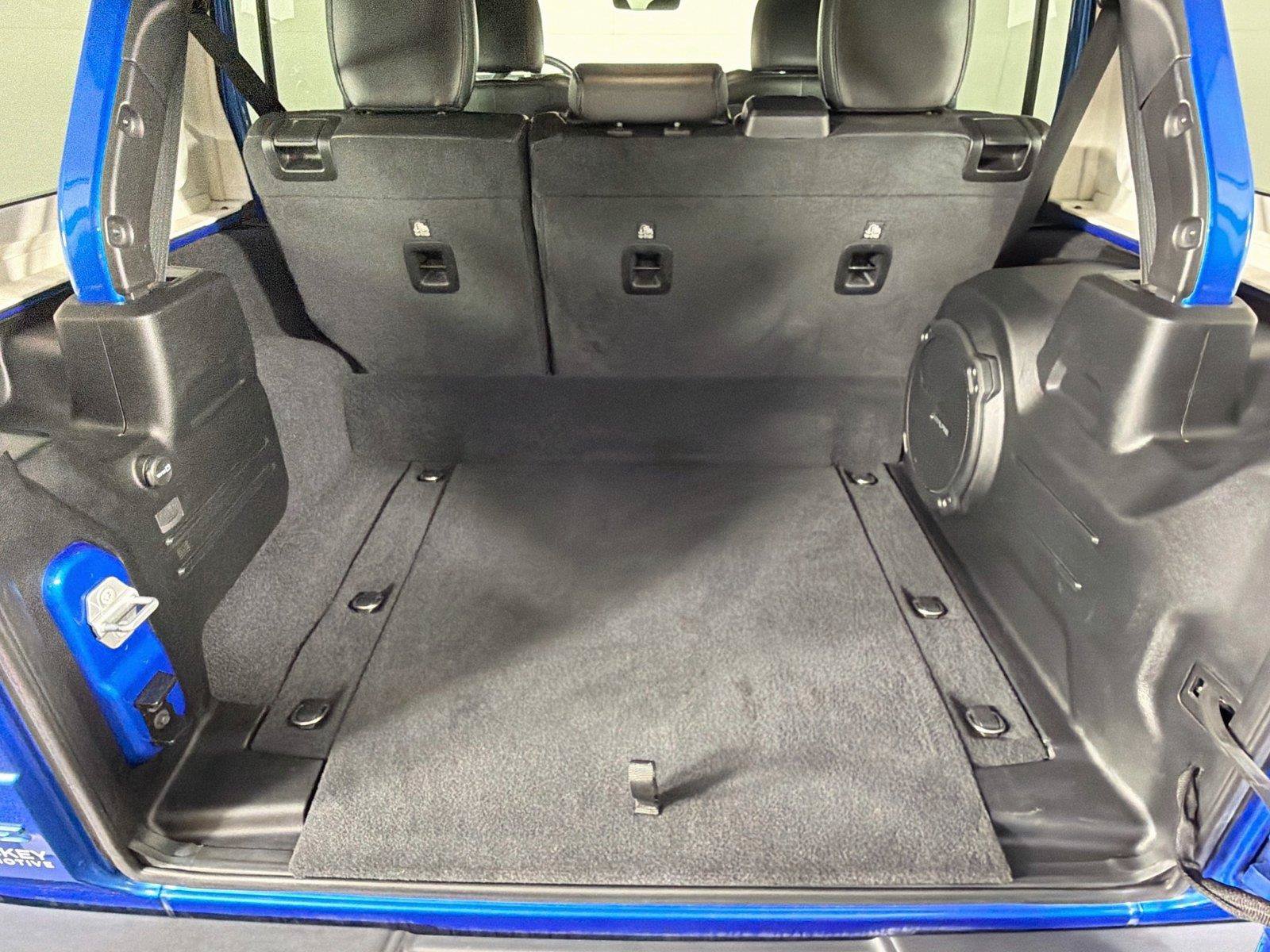 Used 2021 Jeep Wrangler Unlimited Rubicon 4xe w/ Steel Bumper Group AWD/4WD image 14