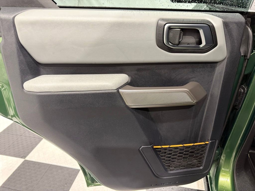 Used 2023 Ford Bronco Badlands w/ Sasquatch Package image 17