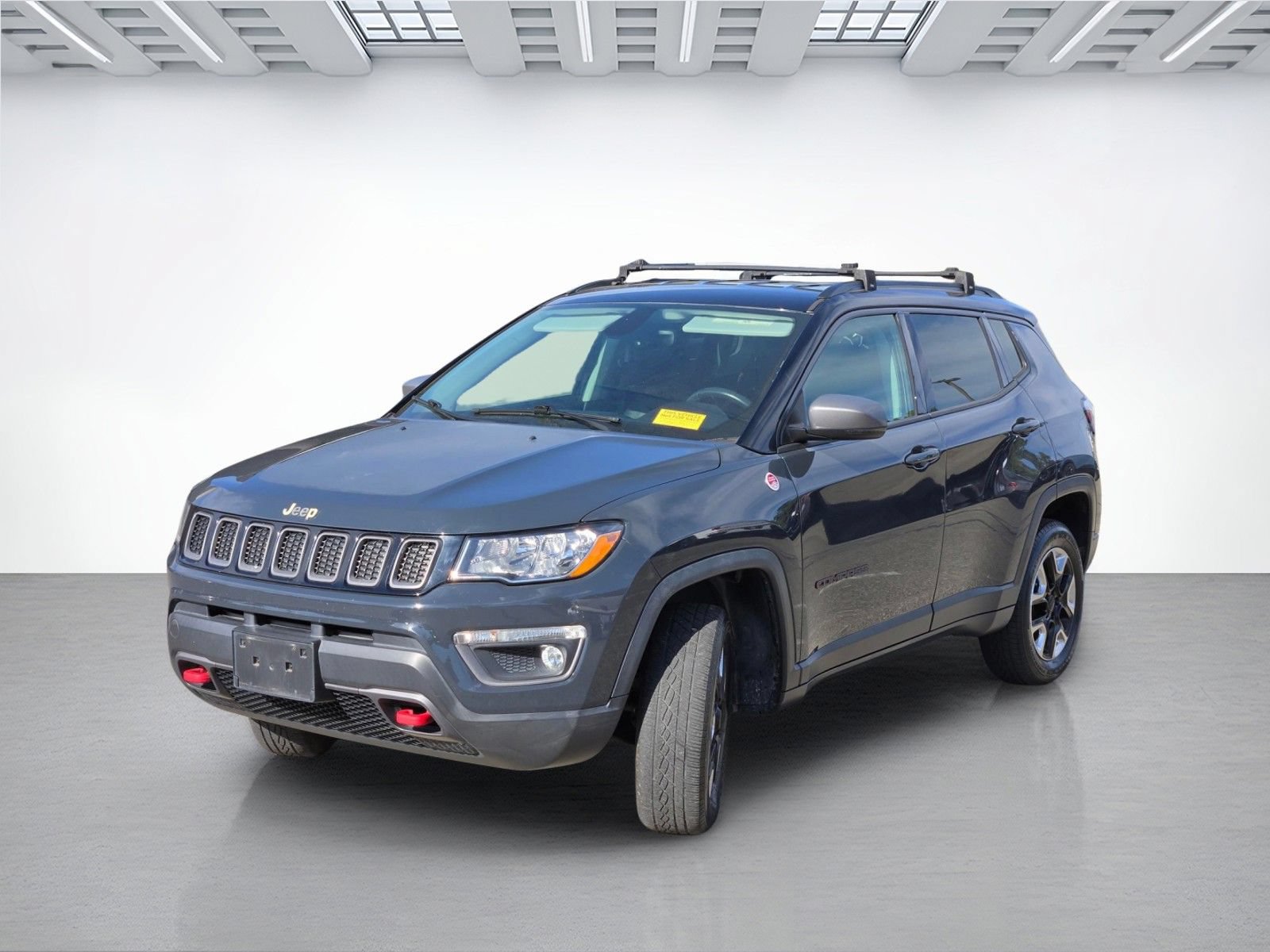 Used 2017 Jeep Compass Trailhawk w/ Navigation Group AWD/4WD image 8