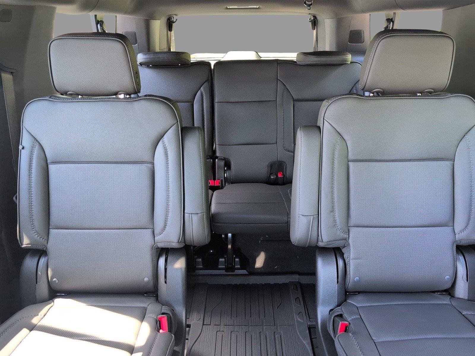 New 2026 GMC Yukon XL Denali w/ Denali Reserve Package AWD/4WD image 34
