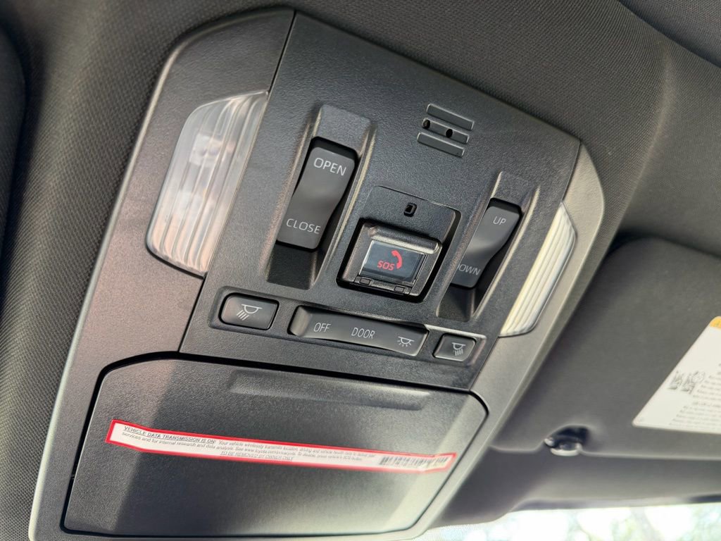 Used 2022 Toyota Highlander XSE image 22