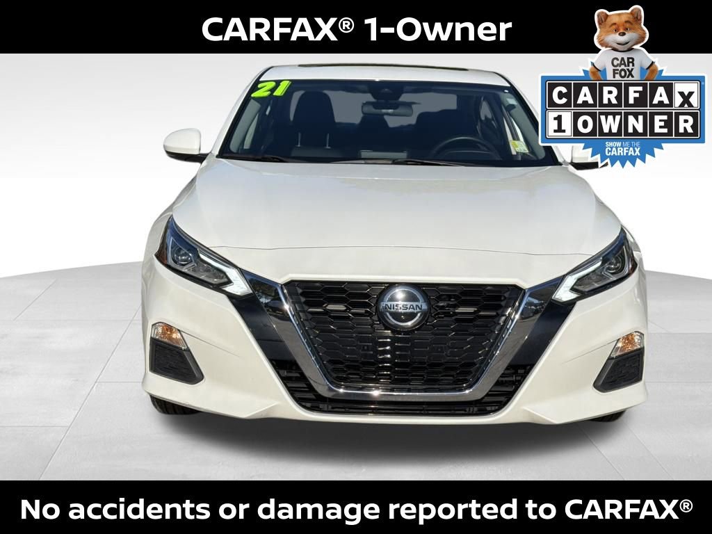 Used 2021 Nissan Altima 2.5 SV w/ SV Premium Package image 2