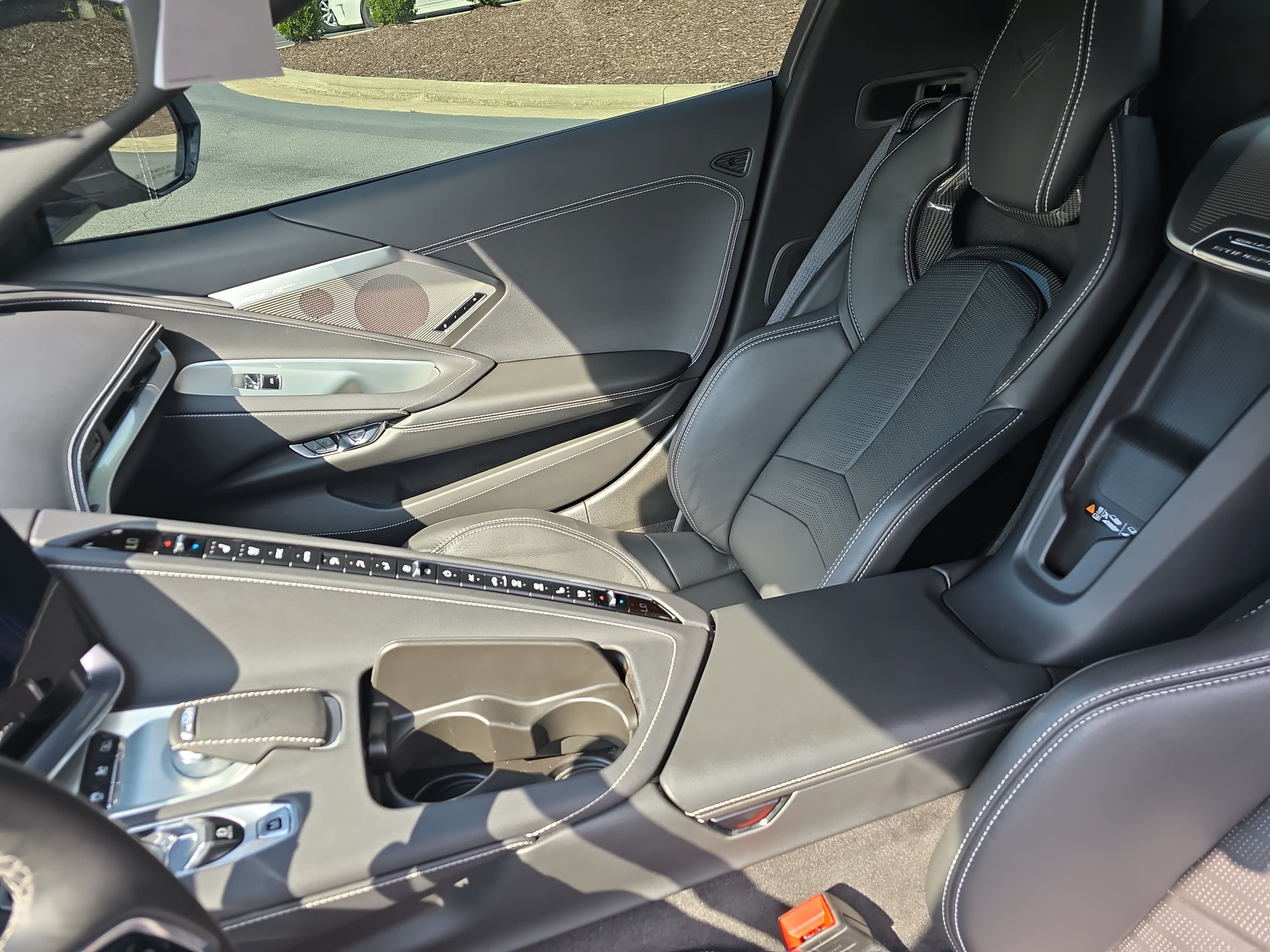 Used 2024 Chevrolet Corvette Stingray Preferred Conv w/ Battery Protection Package RWD image 16