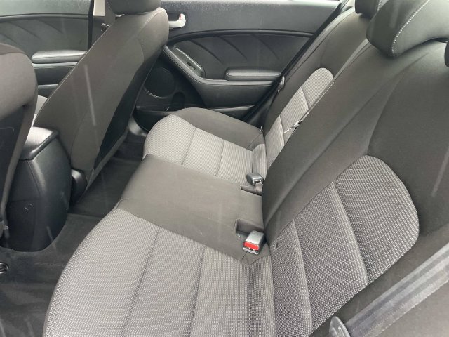 Used 2018 Kia Forte LX FWD image 13