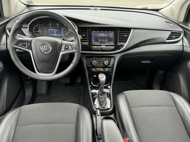 Used 2022 Buick Encore Preferred AWD/4WD image 10