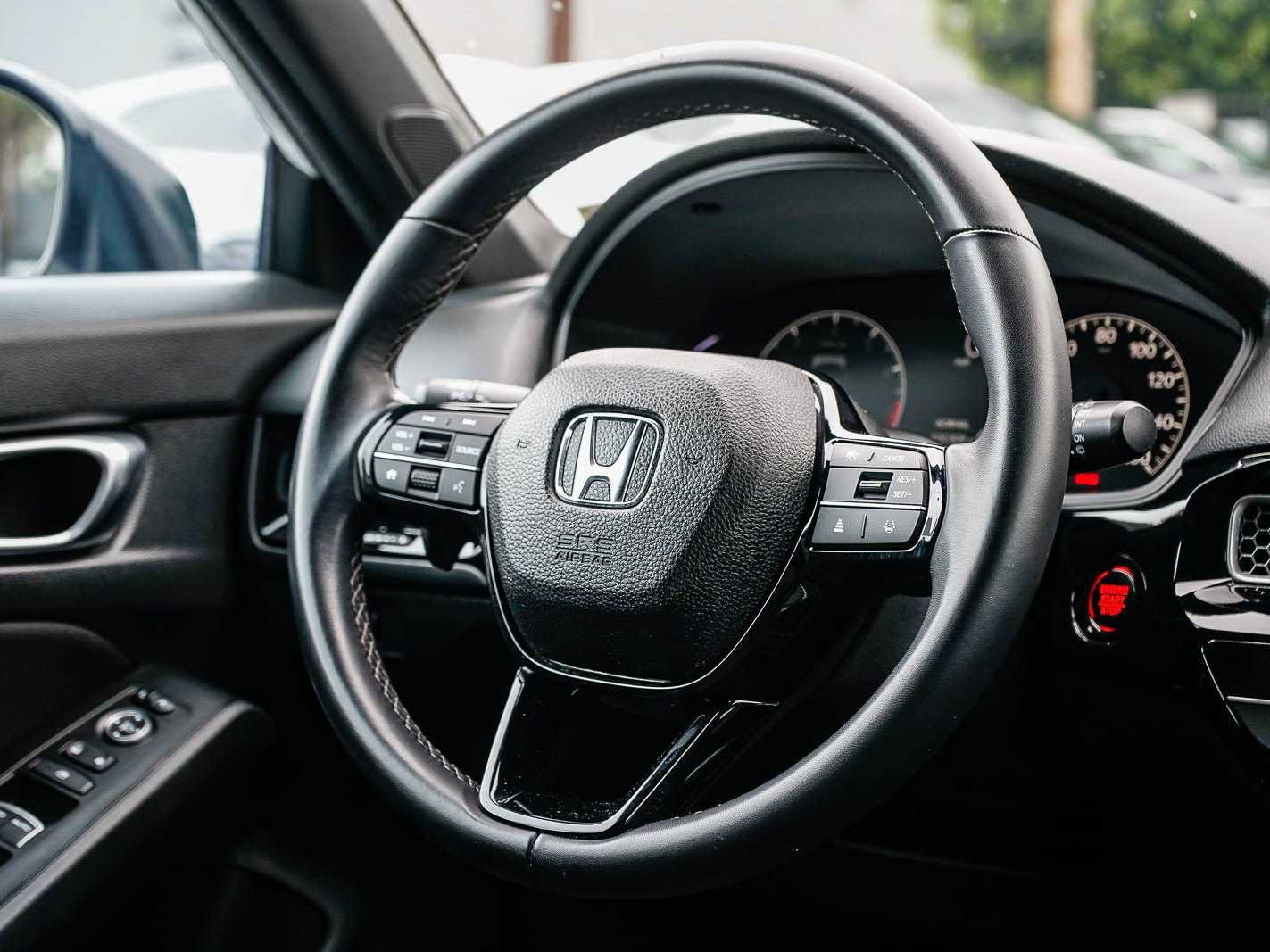 Used 2023 Honda Civic Sport image 14