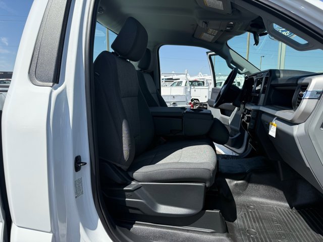 New 2026 Ford F250 XL w/ XL Chrome Package AWD/4WD image 12