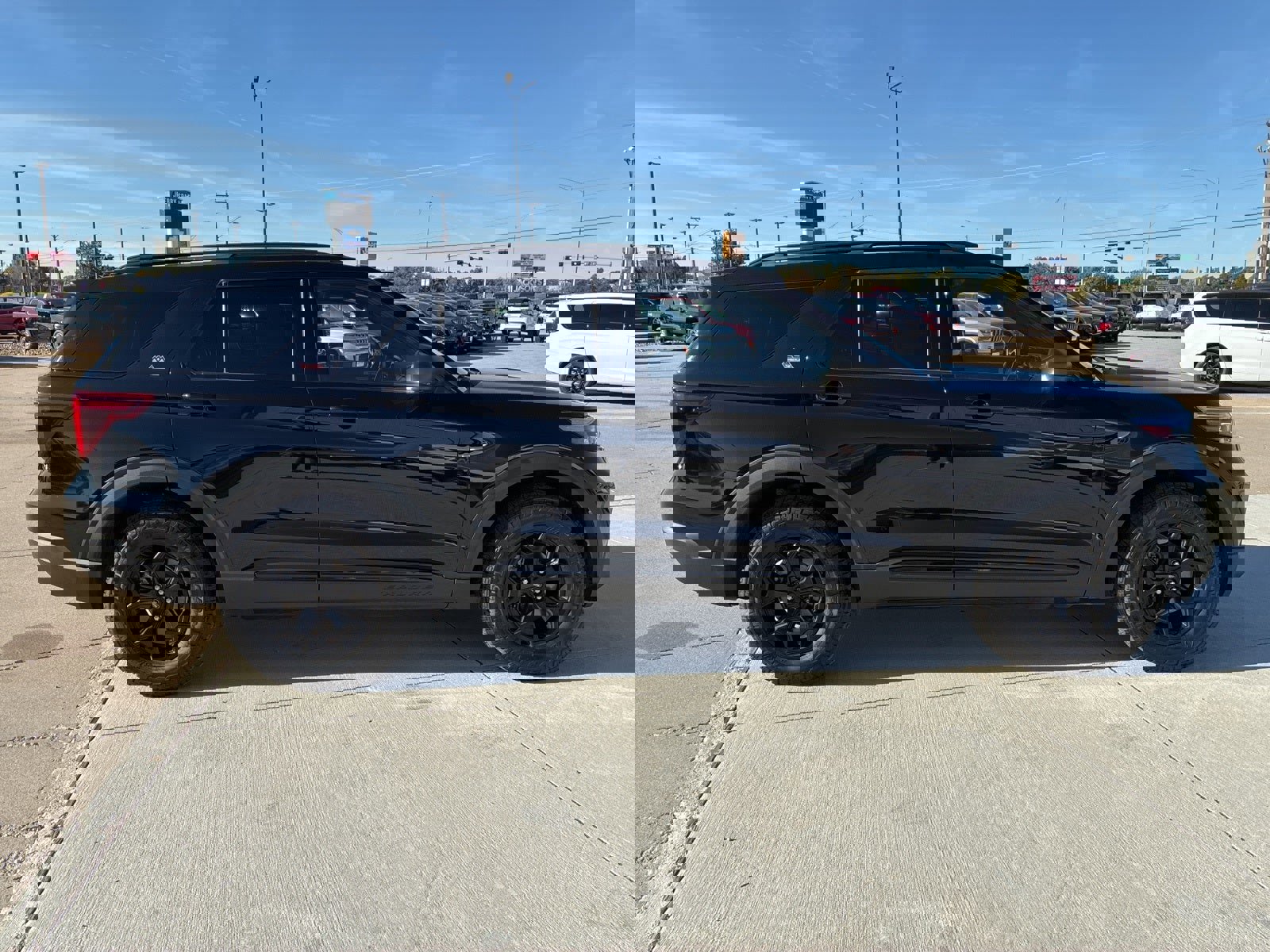 Used 2022 Ford Explorer Timberline image 9