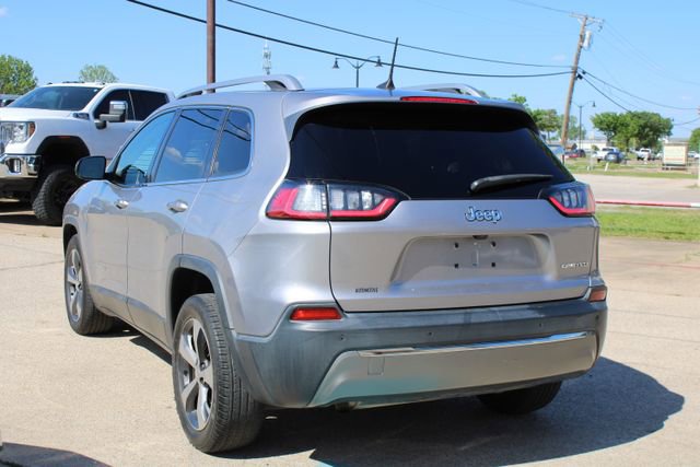 Used 2019 Jeep Cherokee Limited FWD image 5