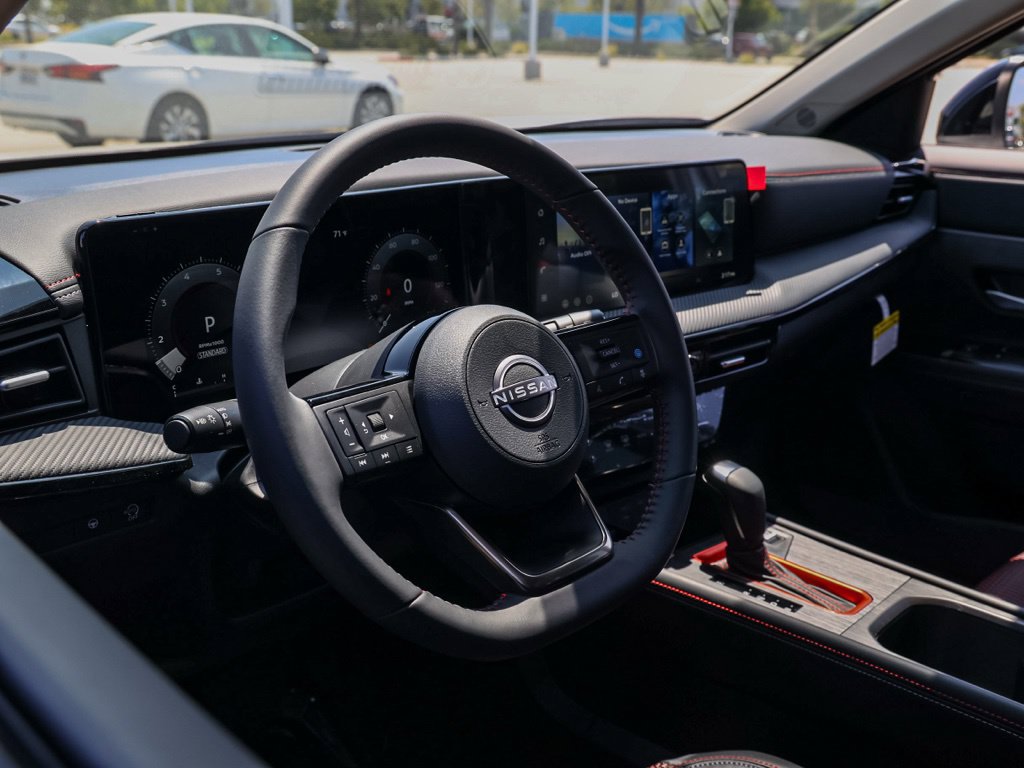 New 2026 Nissan Kicks SR FWD image 15