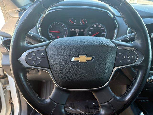 Used 2023 Chevrolet Traverse LT FWD image 25