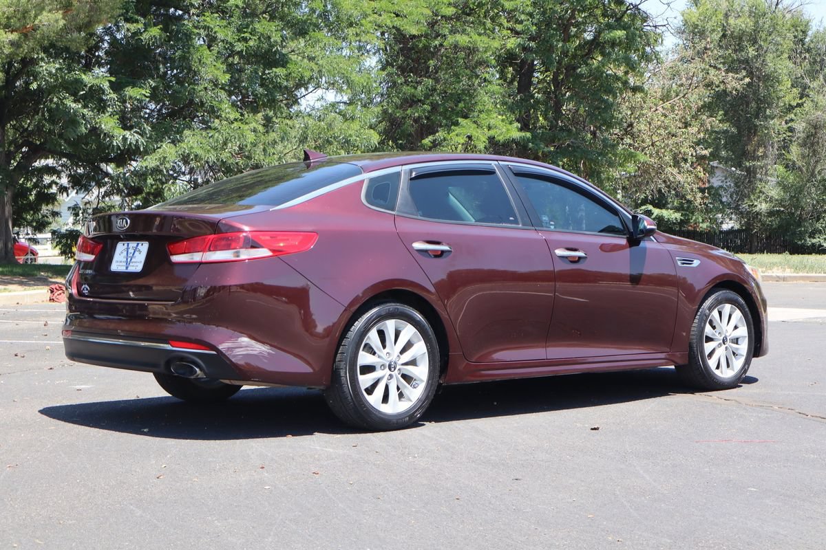 Used 2017 Kia Optima LX w/ Option Group 014 FWD image 5