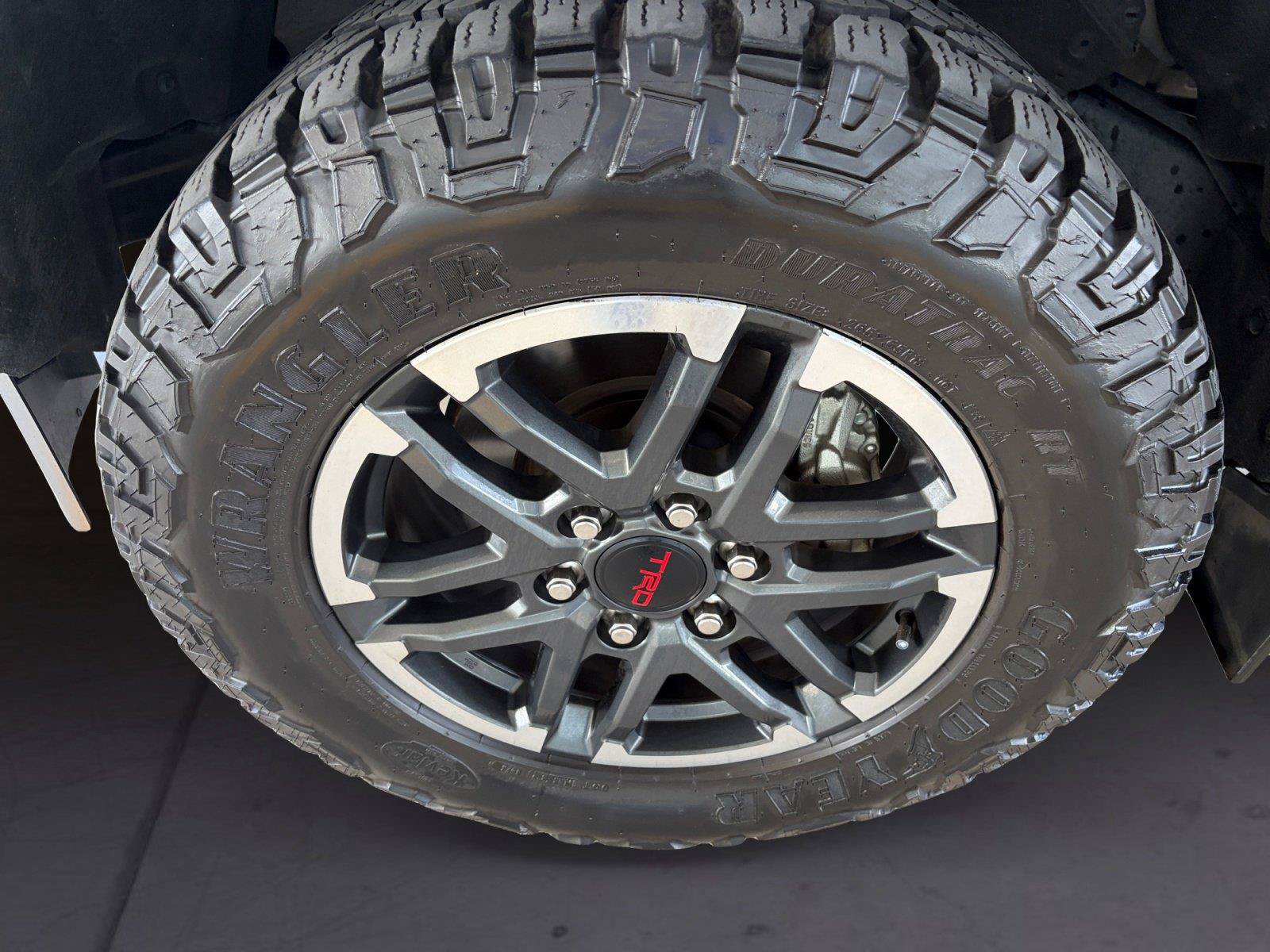 Used 2024 Toyota Tacoma TRD Sport AWD/4WD image 14