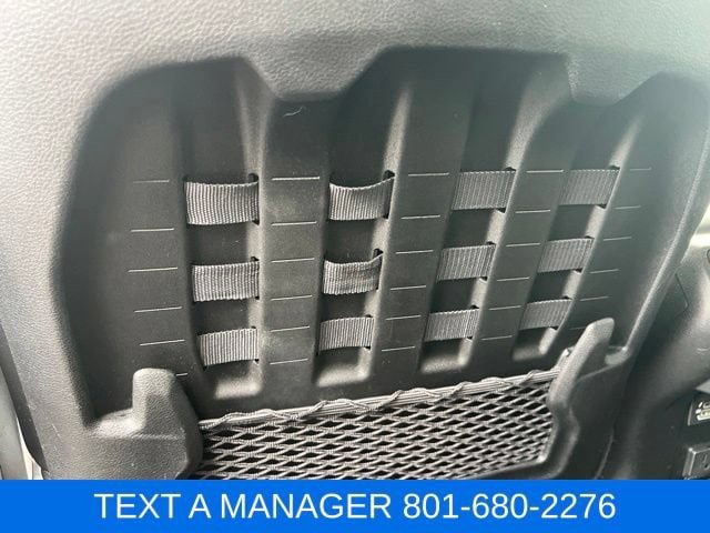 Used 2021 Jeep Wrangler Unlimited Rubicon 4xe w/ Cold Weather Group AWD/4WD image 33