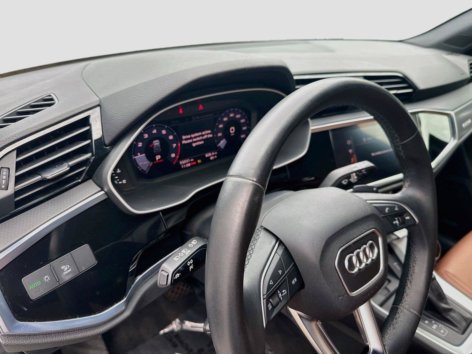 Used 2021 Audi Q3 2.0T Premium Plus w/ Premium Plus Package AWD/4WD image 9