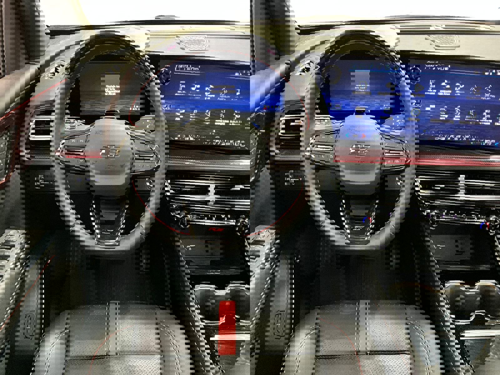 Used 2024 Chevrolet Traverse RS w/ LPO, Floor Liner Package image 7