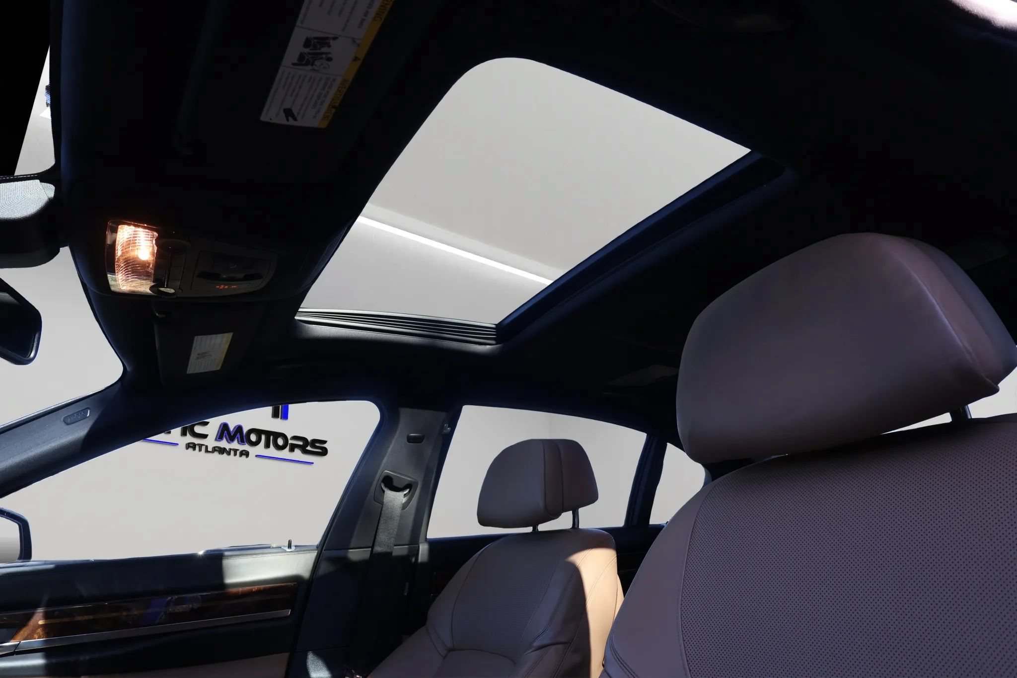 Used 2014 BMW 750Li RWD image 35