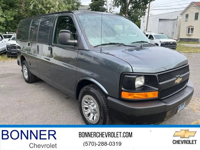 Used 2014 Chevrolet Express 1500 RWD image 1