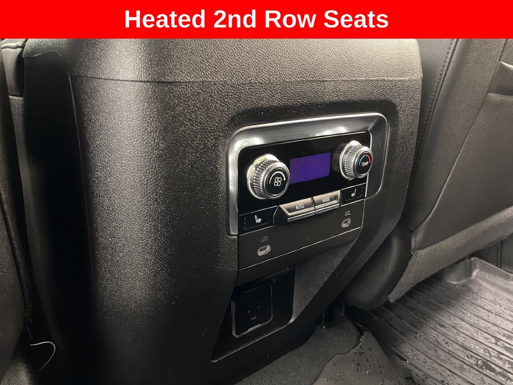 Used 2023 GMC Yukon XL AT4 w/ AT4 Premium Package AWD/4WD image 15