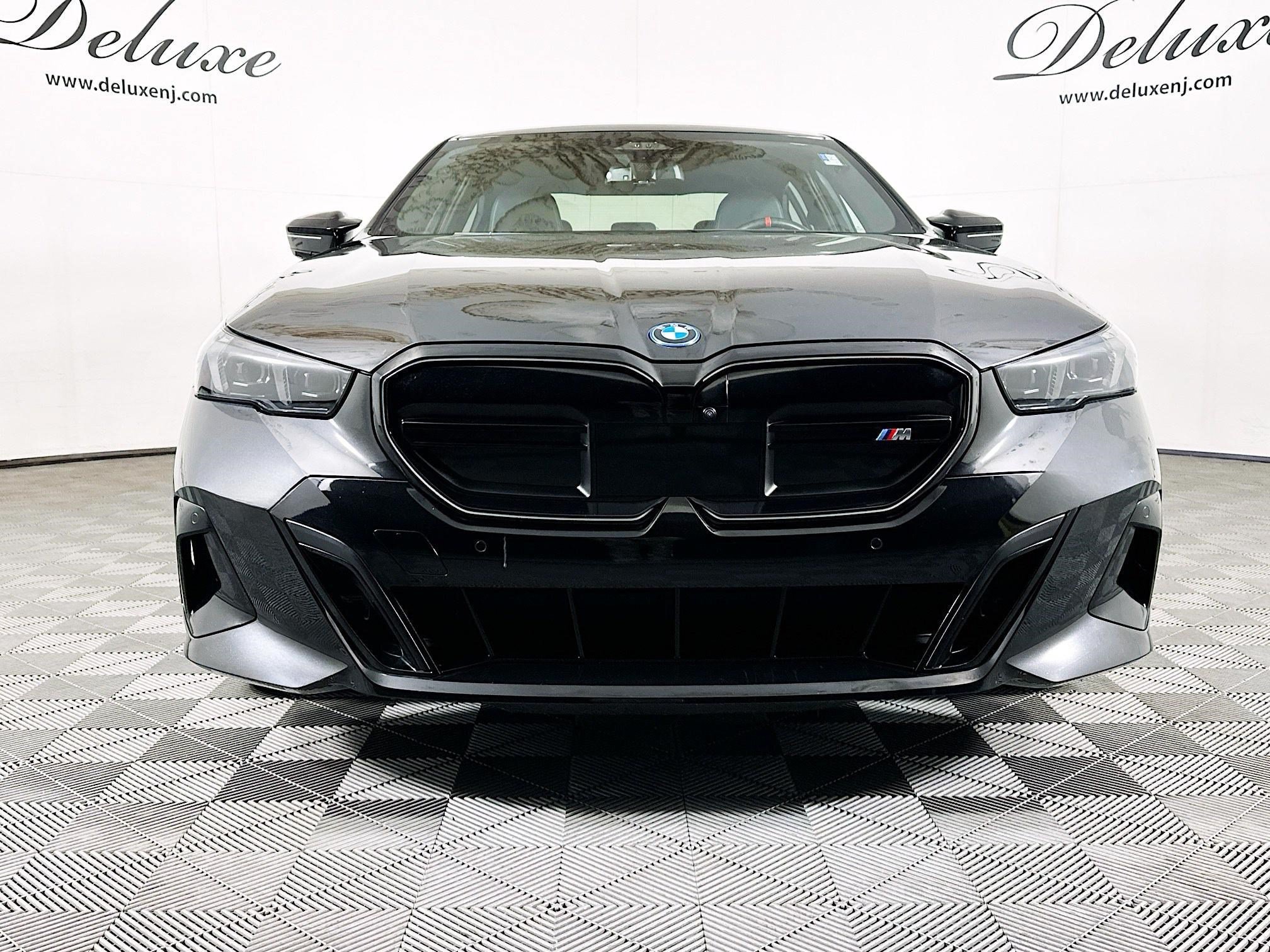 Used 2024 BMW i5 M60 w/ Premium Package AWD/4WD image 2