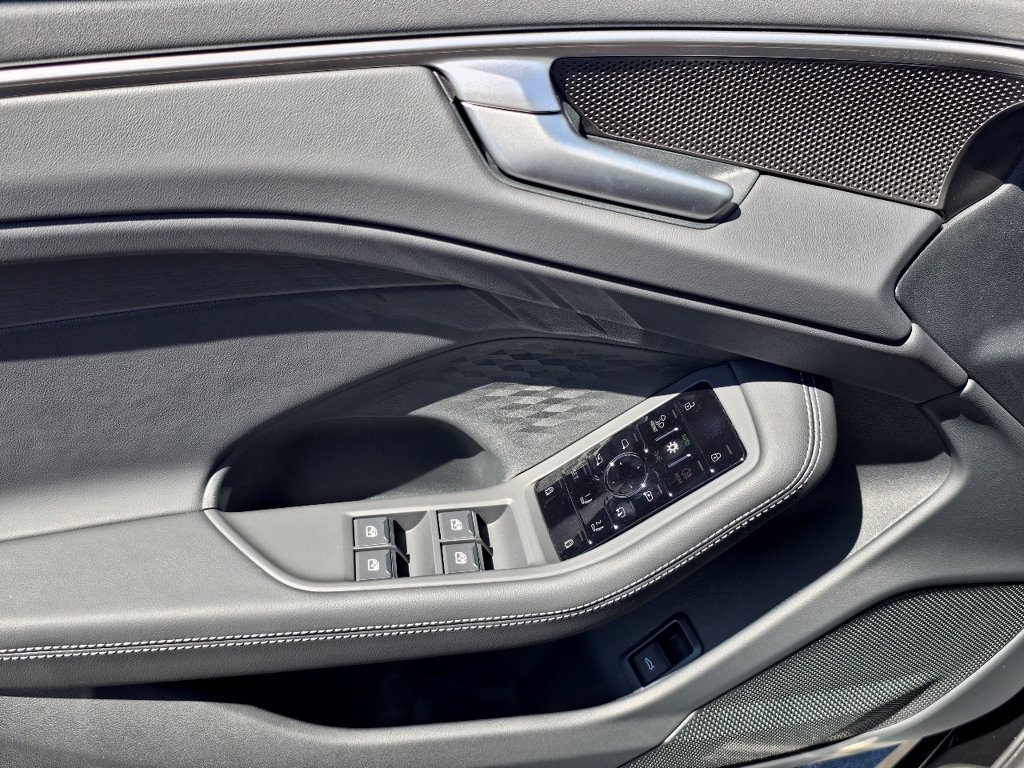New 2026 Audi A6 Premium Plus AWD/4WD image 10