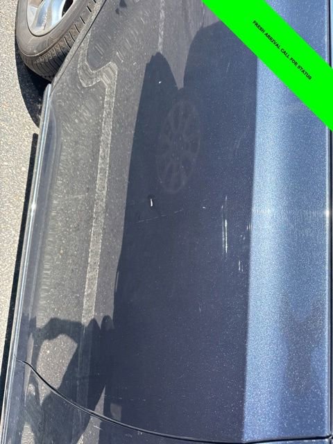 Used 2018 Chrysler 300 Touring L AWD/4WD image 7