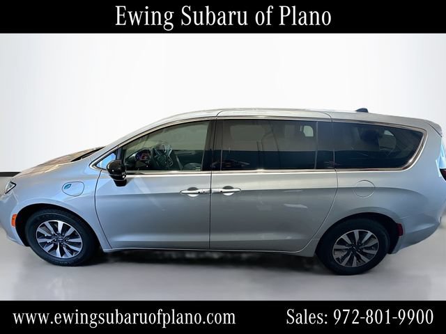 Used 2024 Chrysler Pacifica Limited FWD image 4