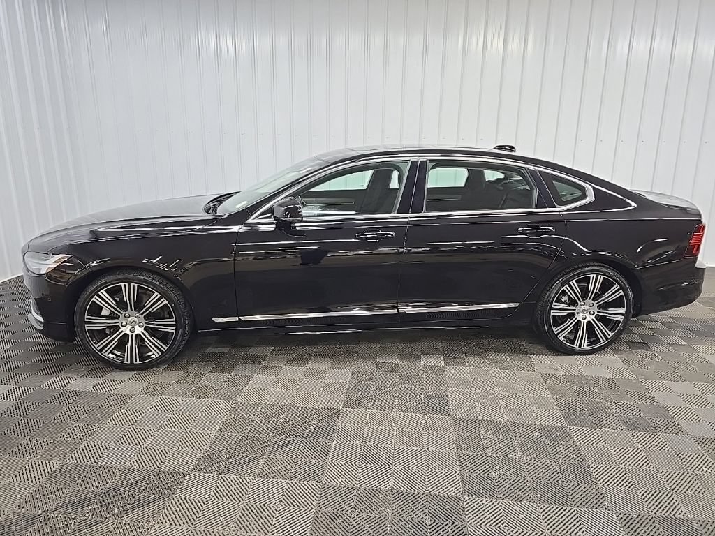 Used 2025 Volvo S90 B6 Plus AWD/4WD image 5