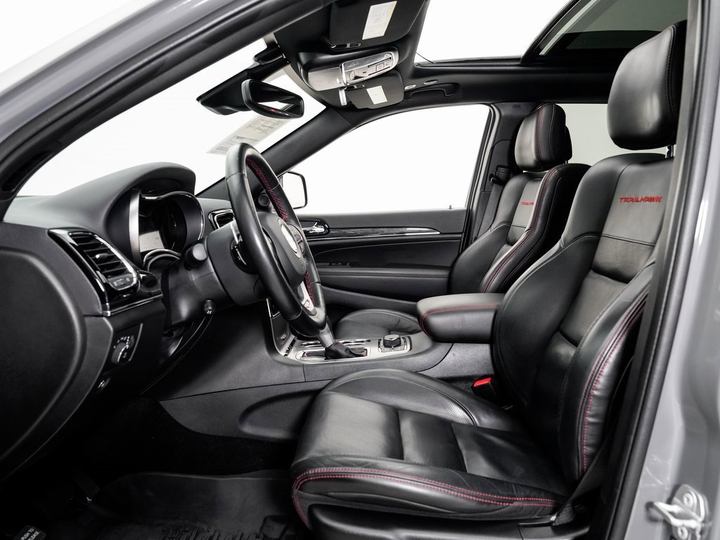 Used 2021 Jeep Grand Cherokee Trailhawk w/ Trailhawk Luxury Group image 6