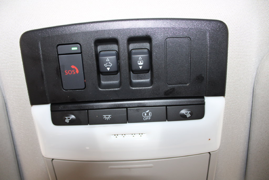 Used 2023 Nissan Pathfinder Platinum AWD/4WD image 53