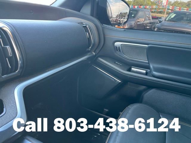 Used 2025 Ford Expedition Tremor AWD/4WD image 25