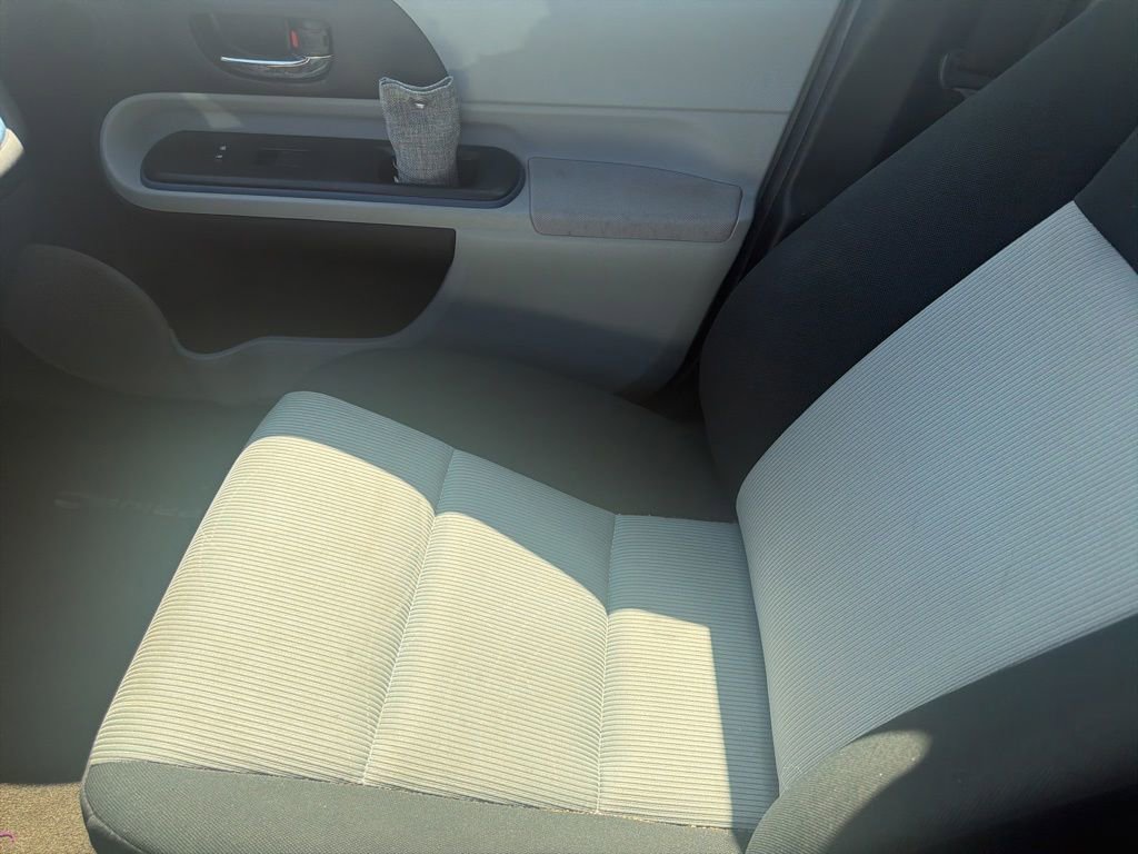 Used 2013 Toyota Prius C Three FWD image 8